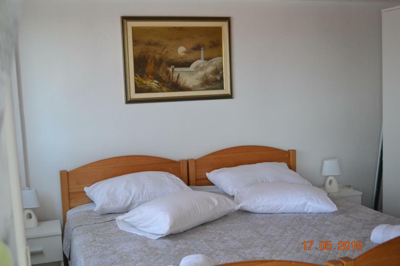 Holiday Apartments Lucic - Feels Like Home, Away From Home Ražanj Exterior foto