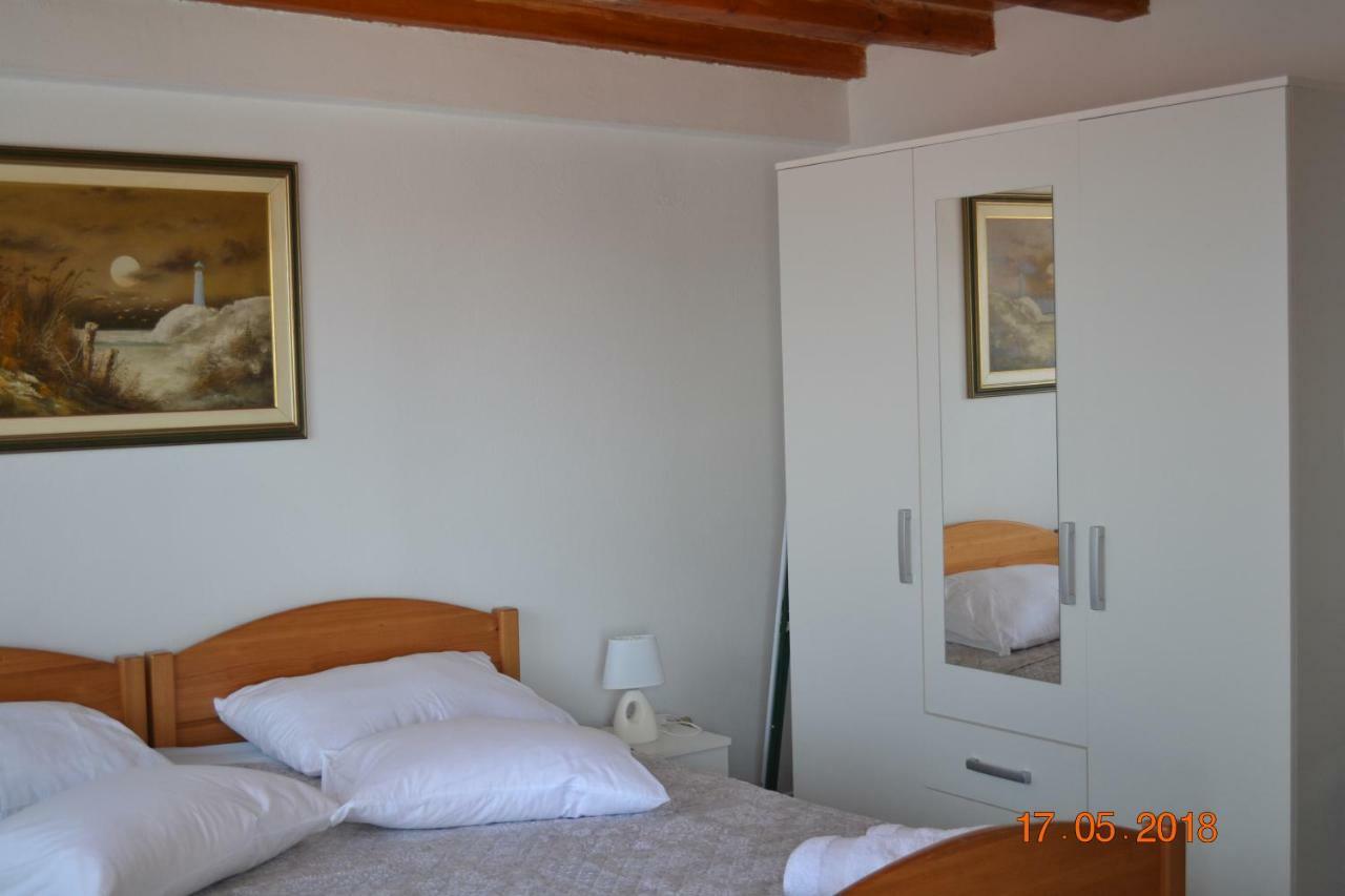 Holiday Apartments Lucic - Feels Like Home, Away From Home Ražanj Exterior foto