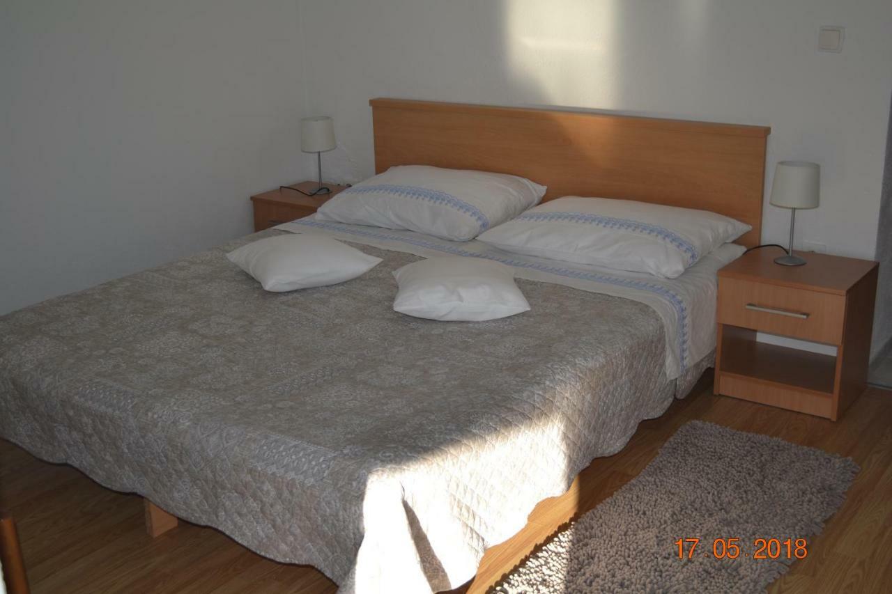 Holiday Apartments Lucic - Feels Like Home, Away From Home Ražanj Exterior foto