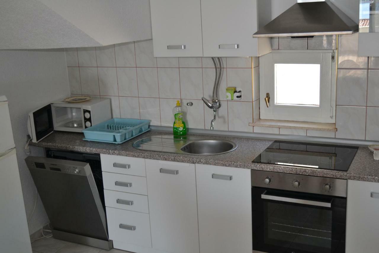 Holiday Apartments Lucic - Feels Like Home, Away From Home Ražanj Exterior foto