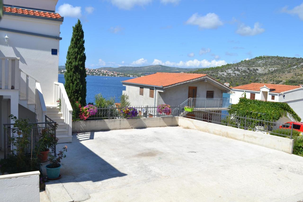 Holiday Apartments Lucic - Feels Like Home, Away From Home Ražanj Exterior foto